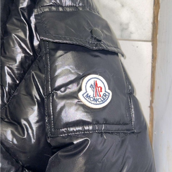 Moncler Shiny Black Outerwear - Picture 4 of 5